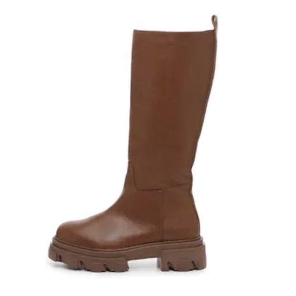 Steve Madden chunky platform priority boots